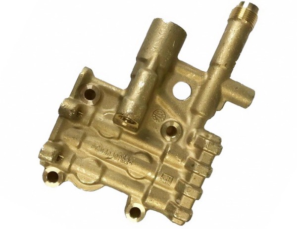 Головка блока цилиндров / корпус помпы HD 6/15