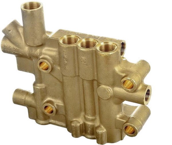 Головка блока цилиндров /корпус помпы HDS